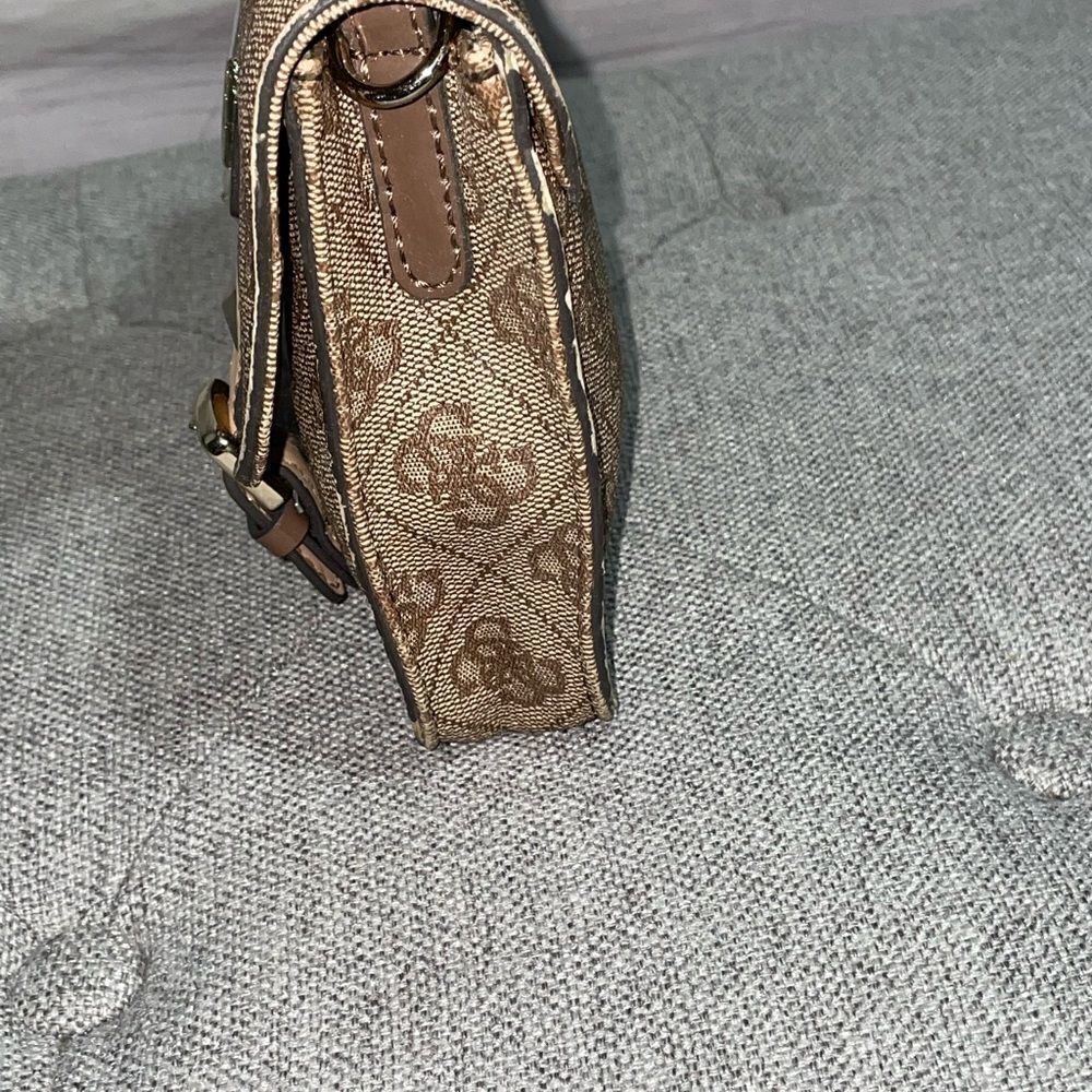Guess Signature Handbag Tan Mini - Picture 4 of 8